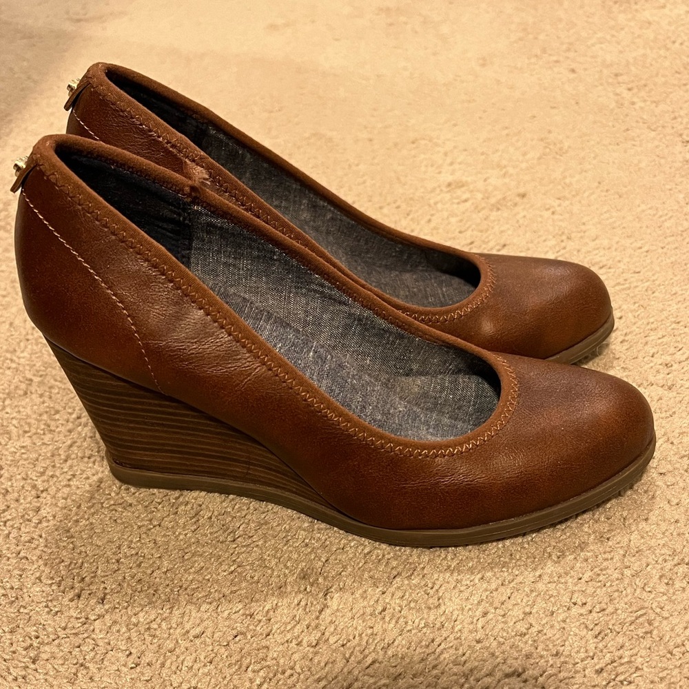 Brown wedges
